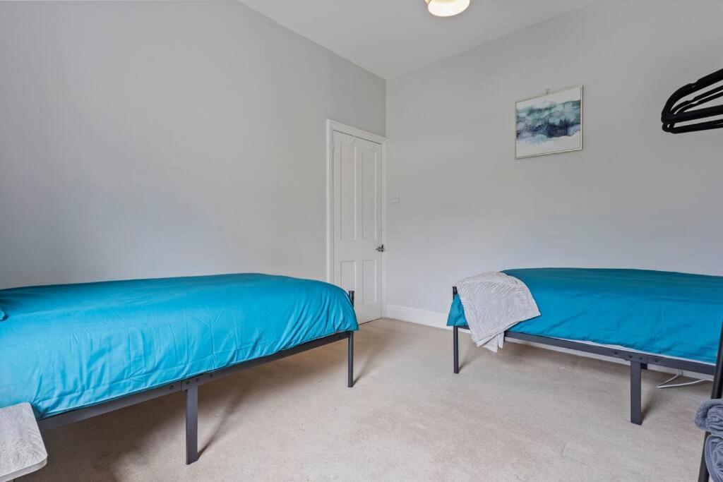 Villa The Old Post Office 5 Mins Drive To Alton Towers Extérieur photo