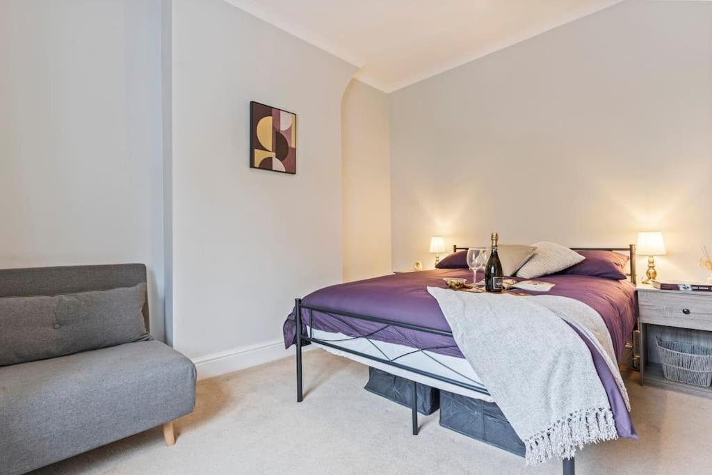 Villa The Old Post Office 5 Mins Drive To Alton Towers Extérieur photo