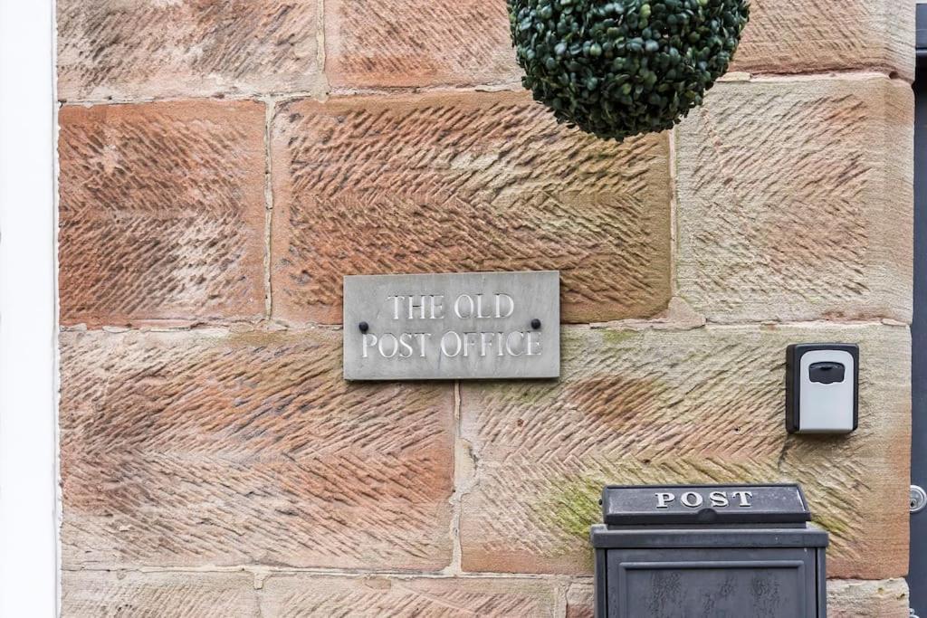 Villa The Old Post Office 5 Mins Drive To Alton Towers Extérieur photo